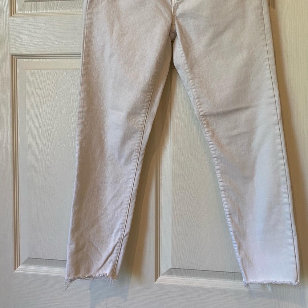 Banana Republic premium denim white raw hem jeans - Picture 7 of 7